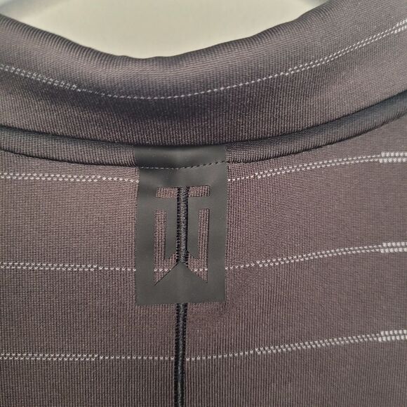 Nike Tiger Woods Golf Polo Size Medium - Picture 4 of 7